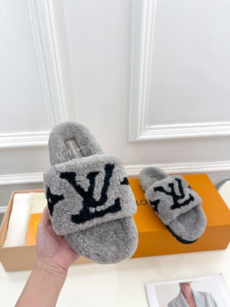 Louis Vuitton Slippers